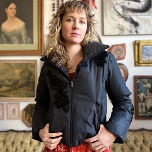 Excellent condition Guess down puffer jacket M!!✨✨